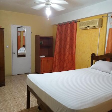 Sea World Vacation Home Розо Екстериор снимка